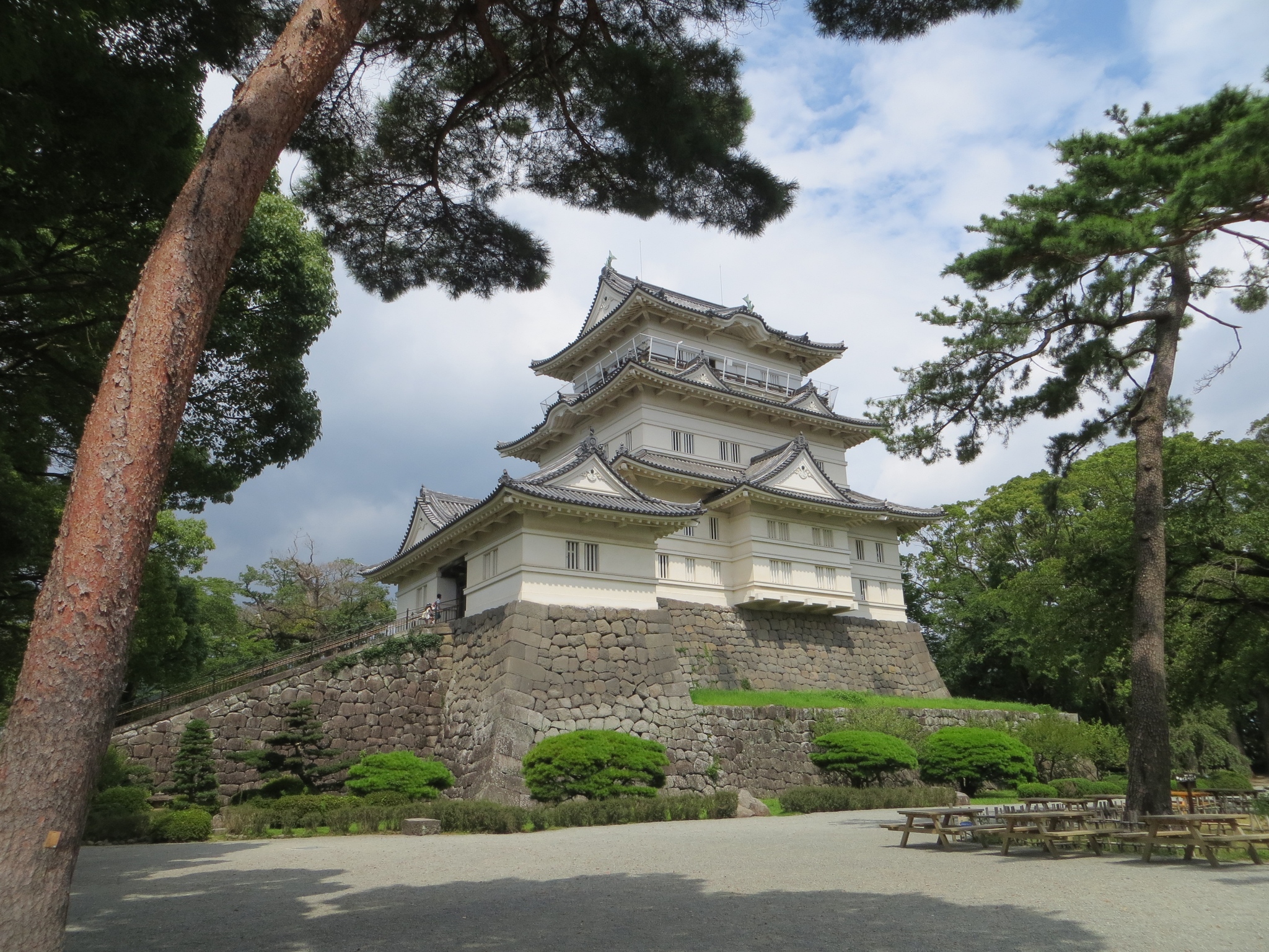 城を巡る 復興天守の巻：小田原城 – 武将愛